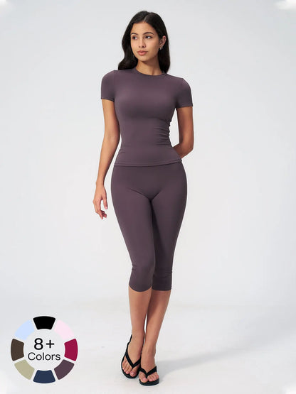 Breathable Tight Yoga Set, Quick-Dry Fitness Wear, Versatile Short Sleeve Tee & High Waist Capri Pants, Sporty Outfit for All Seasons, Solid Sports Sets
