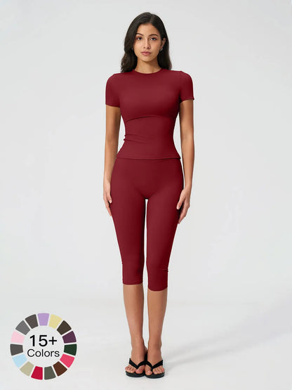 Breathable Tight Yoga Set, Quick-Dry Fitness Wear, Versatile Short Sleeve Tee & High Waist Capri Pants, Sporty Outfit for All Seasons, Solid Sports Sets